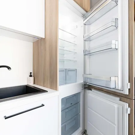 2 Bedroom At J7 Monciskese