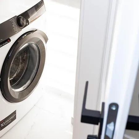 2 Bedroom At J7 Monciskese