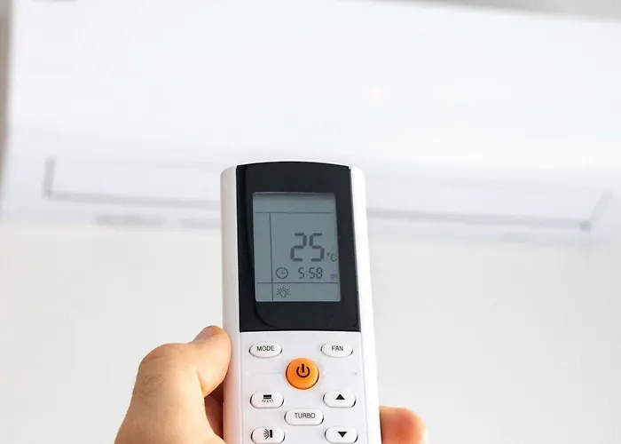 2 Bedroom At J7 Monciskese パランガ