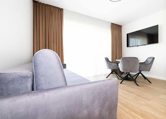 2 Bedroom At J7 Monciskese アパート