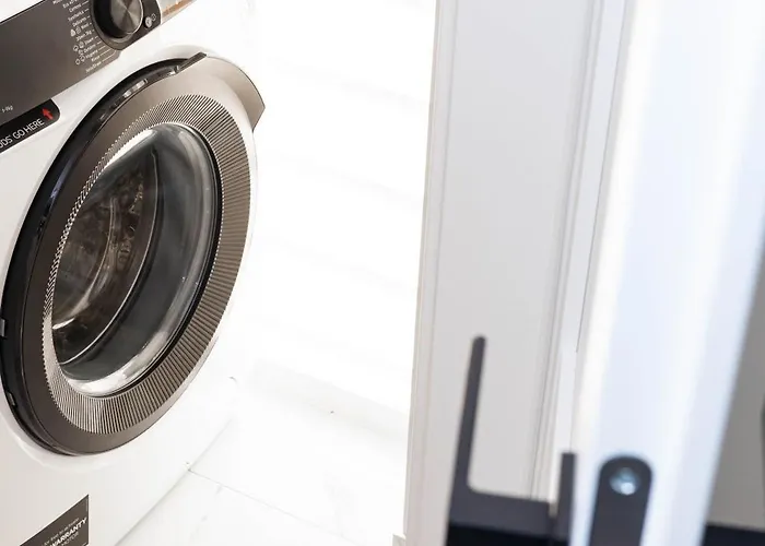 2 Bedroom At J7 Monciskese